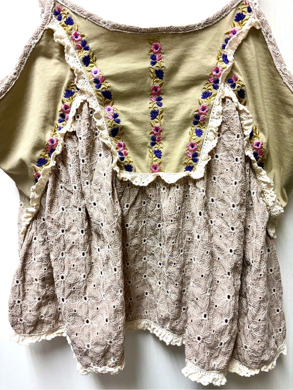 POL Boho Embroidered Olive Green and Taupe Lace Tank Top Pink/Purple Coquette💕 - Picture 13 of 14